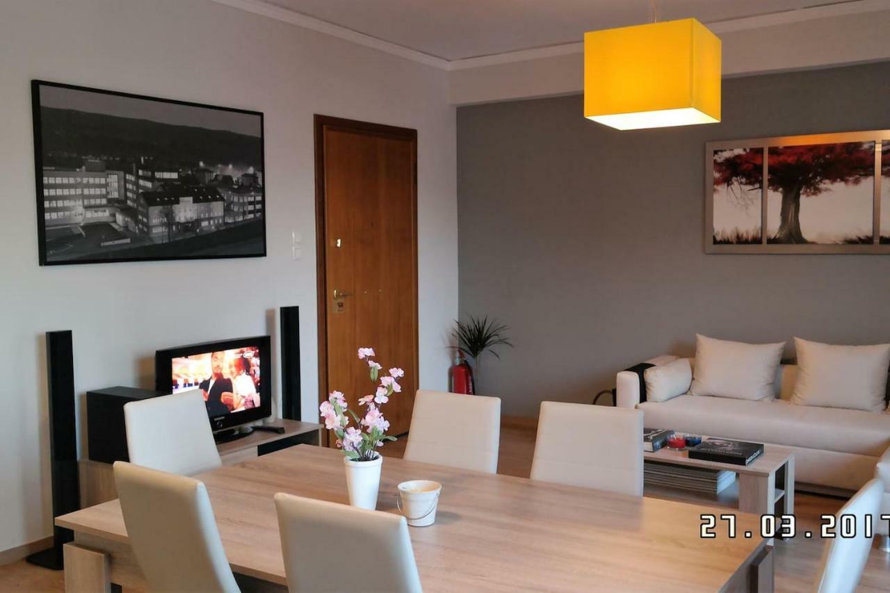 Comfy Apartment With Acropolis View أثينا المظهر الخارجي الصورة